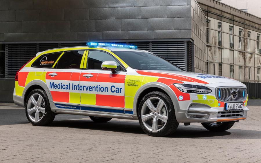 Volvo V90 Cross Country Medical Intervention Car '2019